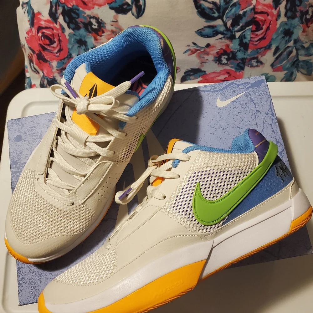 Nike Ja Morant Family Trivia Brand New - Picture 2 of 9